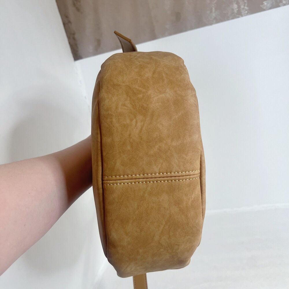 NWOT 4th and Reckless Una Faux Suede Crescent Bag in Brown Purse Handbag - Picture 6 of 11